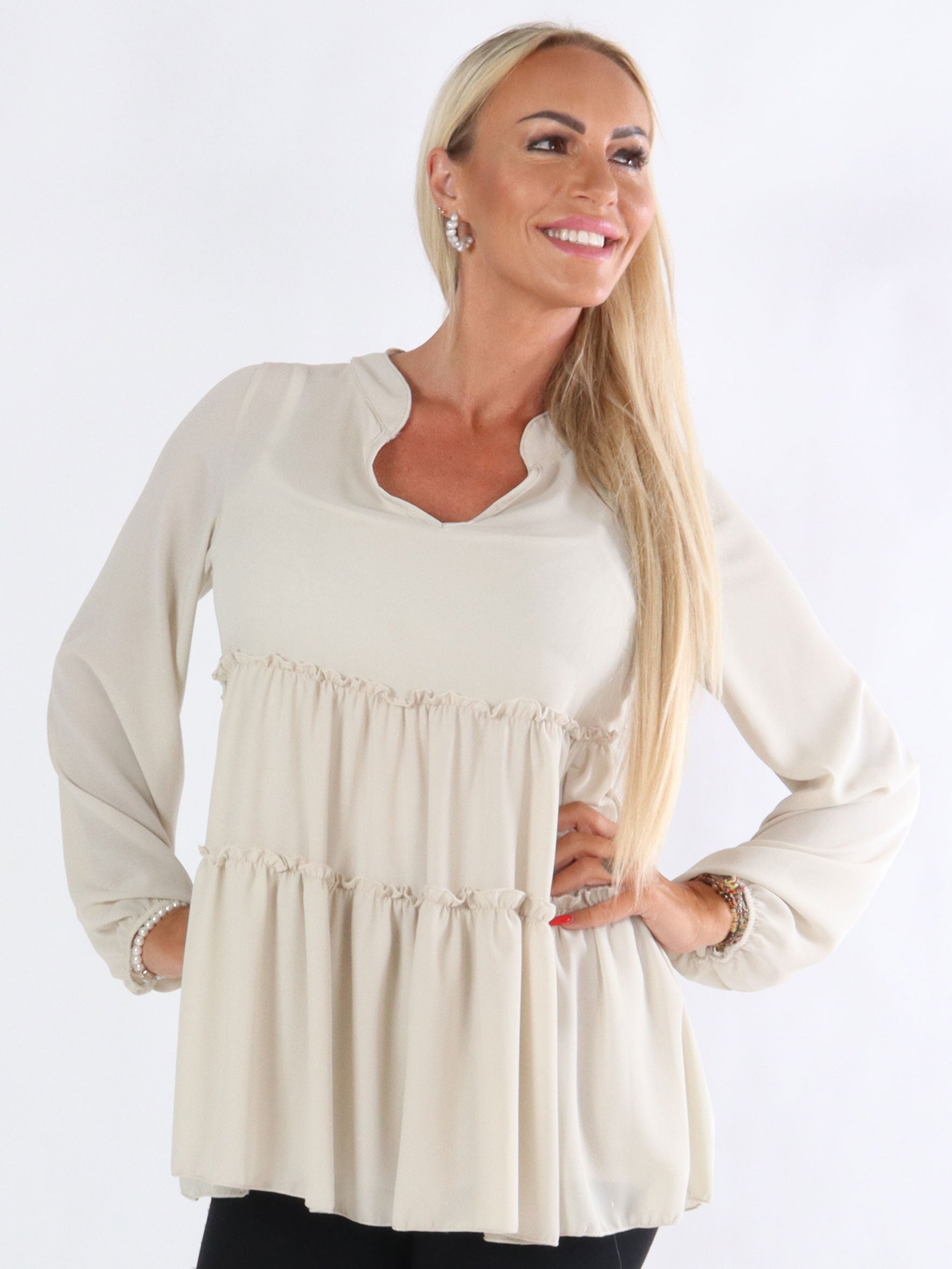 Nancy - Tunica i chiffong med volanger i lager på lager